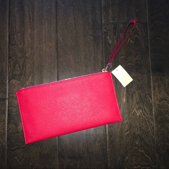 Michael Kors Fulton Clutch - Picture 2 of 4